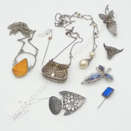 9 PCES ASST. SILVER TONE JEWELLERY, 3 STG