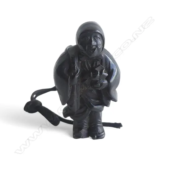 CARVED HORN NETSUKE FIGURE H.55mm