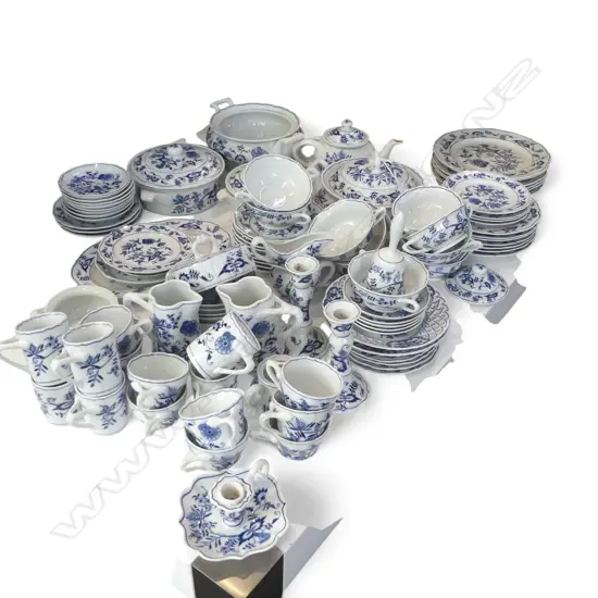 LARGE BLUE DANUBE CHINA DINNER SERVICE
