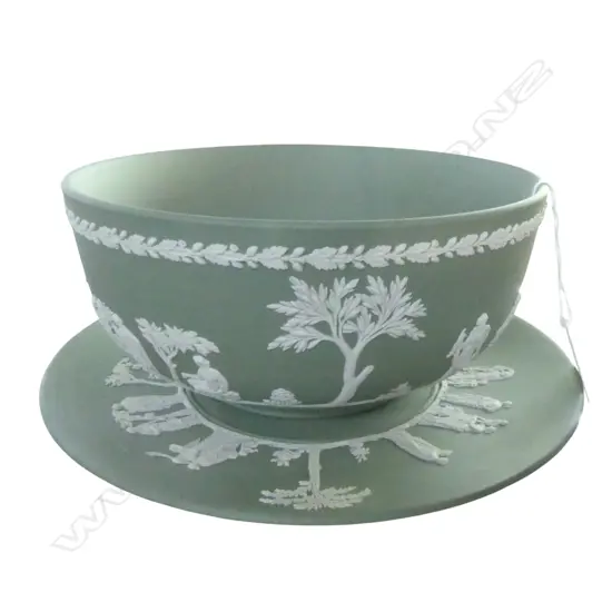 WEDGWOOD GREEN JASPERWARE BOWL 200mm dia & PLATE 240mm dia