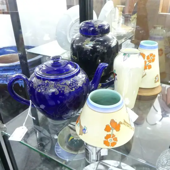 3 SHELLEY CHINA VASES 130MM TALLEST & BLUE CHINA TEAPOT LIDDED JAR & DISH