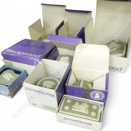 9 ASST. WEDGWOOD GREEN JASPERWARE LIDDED CONTAINERS, ALL BOXED