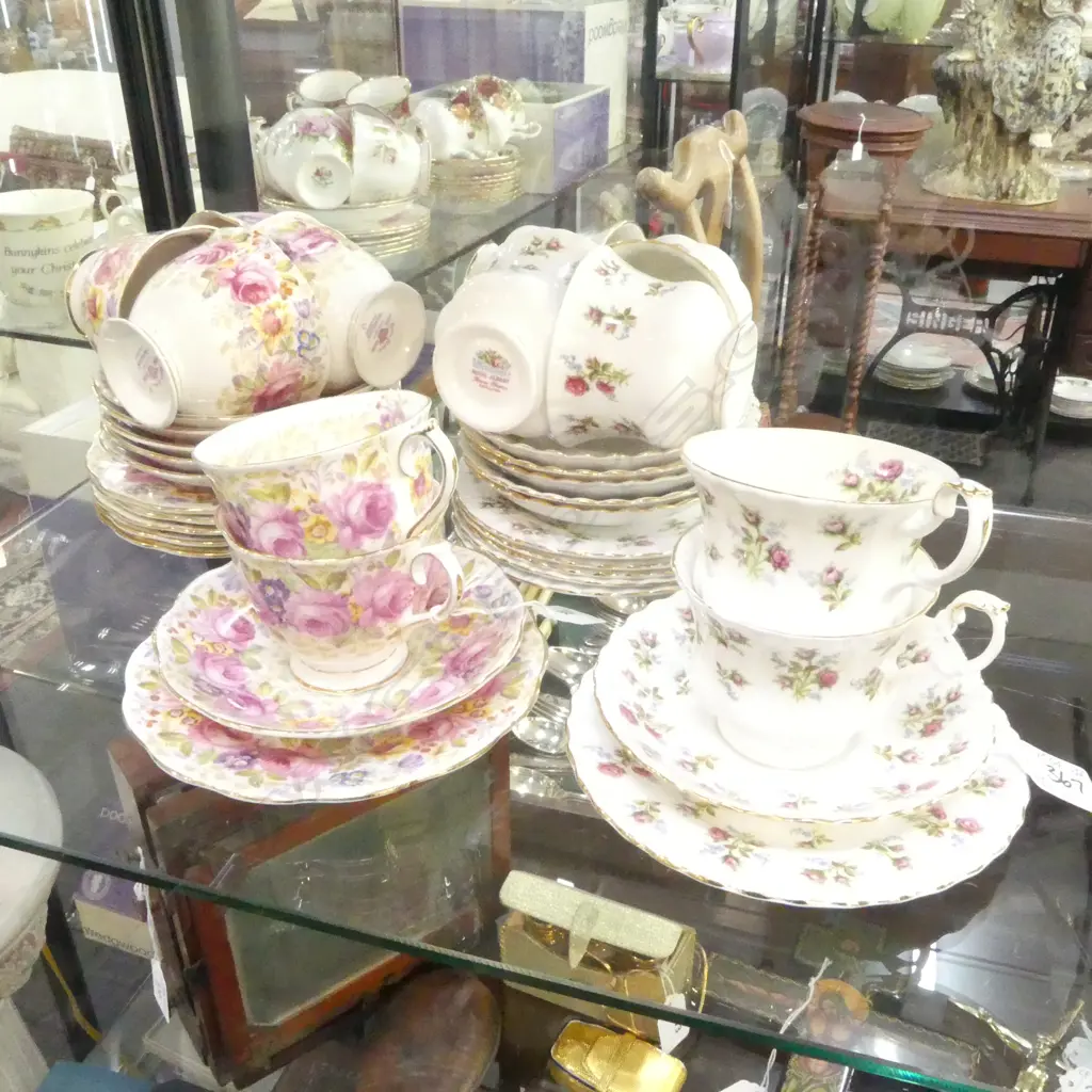 12 ROYAL ALBERT TRIOS; 6 'SERENA' & 6 'WINSOME' Image 1++