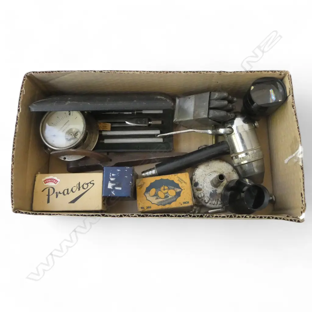 SMALL BOX 10 VINTAGE WORKSHOP COLLECTABLES GAUGE DIA70MM ETC Image 1++