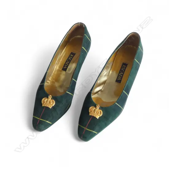 PAIR OF ITALIAN ESCADA LADIES SHOES