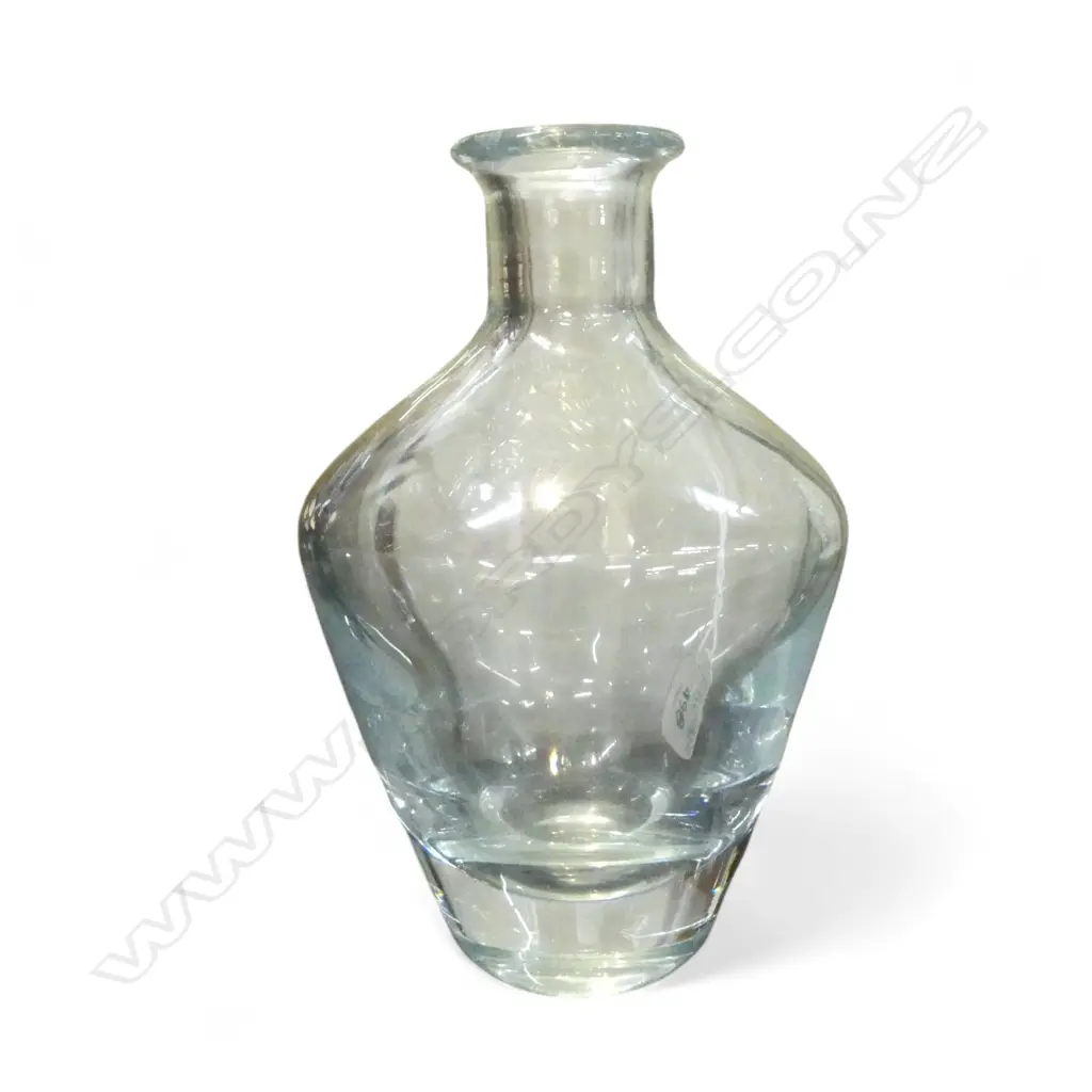 SIGNED GLASS VASE H.155mm - SCANDINAVIAN? Image 1++