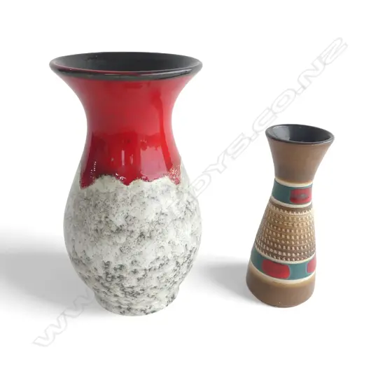 2 GERMAN POTTERY VASES H.205mm