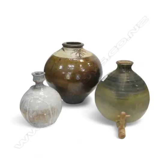 LGE OLIVE GLAZE POTTERY VASE & SHINO GLAZE BOTTLE VASE, & POTTERY WINE FLASK. TALLEST 330mm