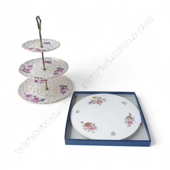 BOXED R/WORCESTER PAV PLATE DIA 280MM & 3 TEIR FOLEY CHINA CAKE PLATE H370MM