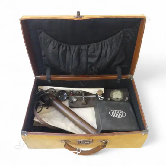 SEUDE LEATER CASE L460 & 6 MILITRY RELATED COLLECTABLES