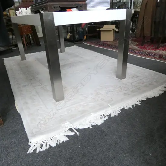 CHINESE FLOOR RUG CREAM COLOURS W1640 L2430MM