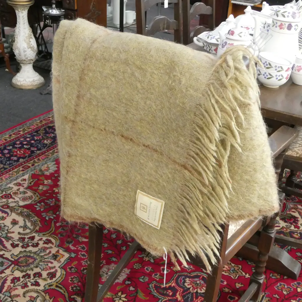 FAWN COLOURED ELEGANTE BRAND MOHAIR THROW RUG L1700MM Image 1++