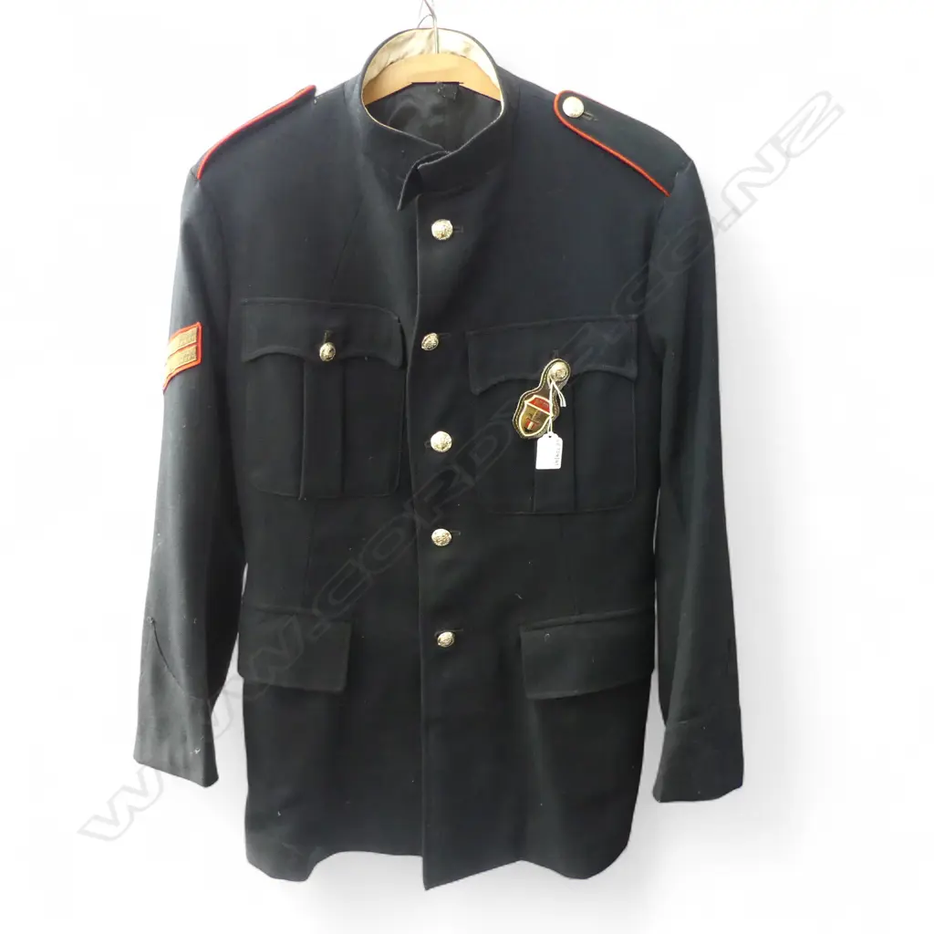 VINTAGE MILITRY POLICE JACKET CORPORAL STRIPES Image 1++