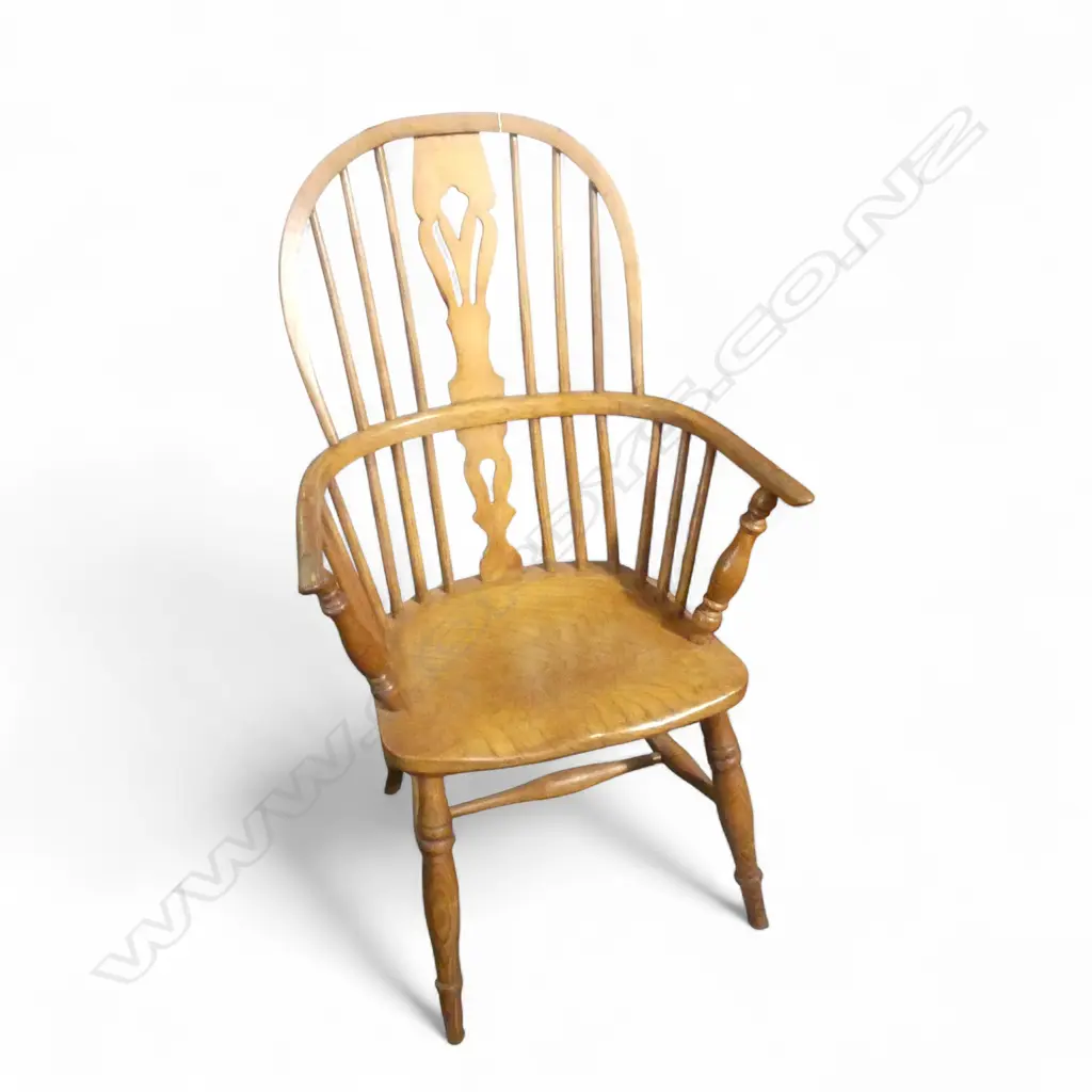 19thC ASH & ELM WINDSOR CHAIR Image 1++