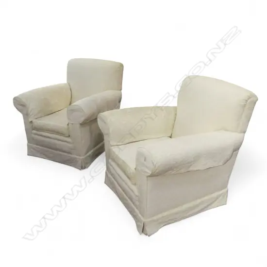 PR WHITE DAMASK ARMCHAIRS 900x900x950mm