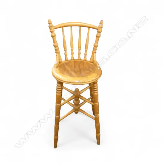 RIMU TURNED SPINDLE COUNTE CHAIR H.1080mm