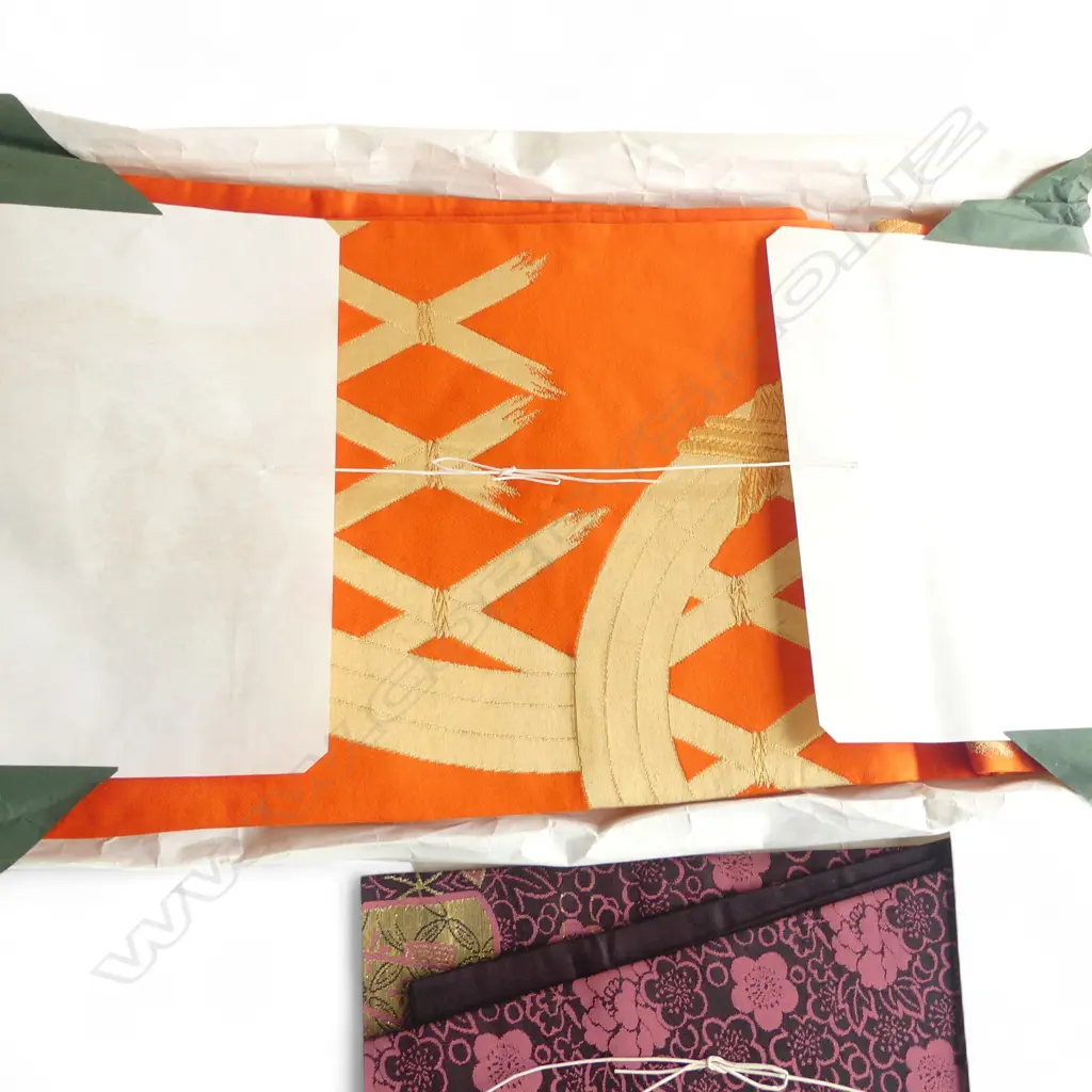 FOUR VINTAGE OBI IN ORIGINAL PACKAGING  Image 1++
