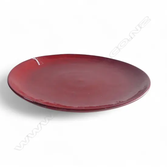 KEUM SUN LEE RUBY RED CHARGER, Dia.400mm