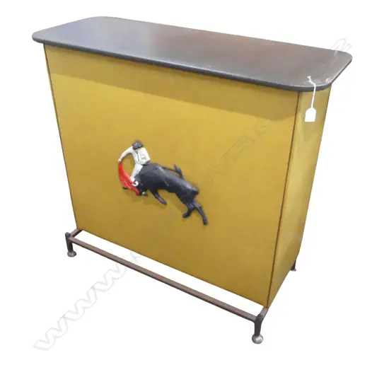 RETRO DRINKS BAR 1010x400x920mm w. MATADOR AND PADDED TOP
