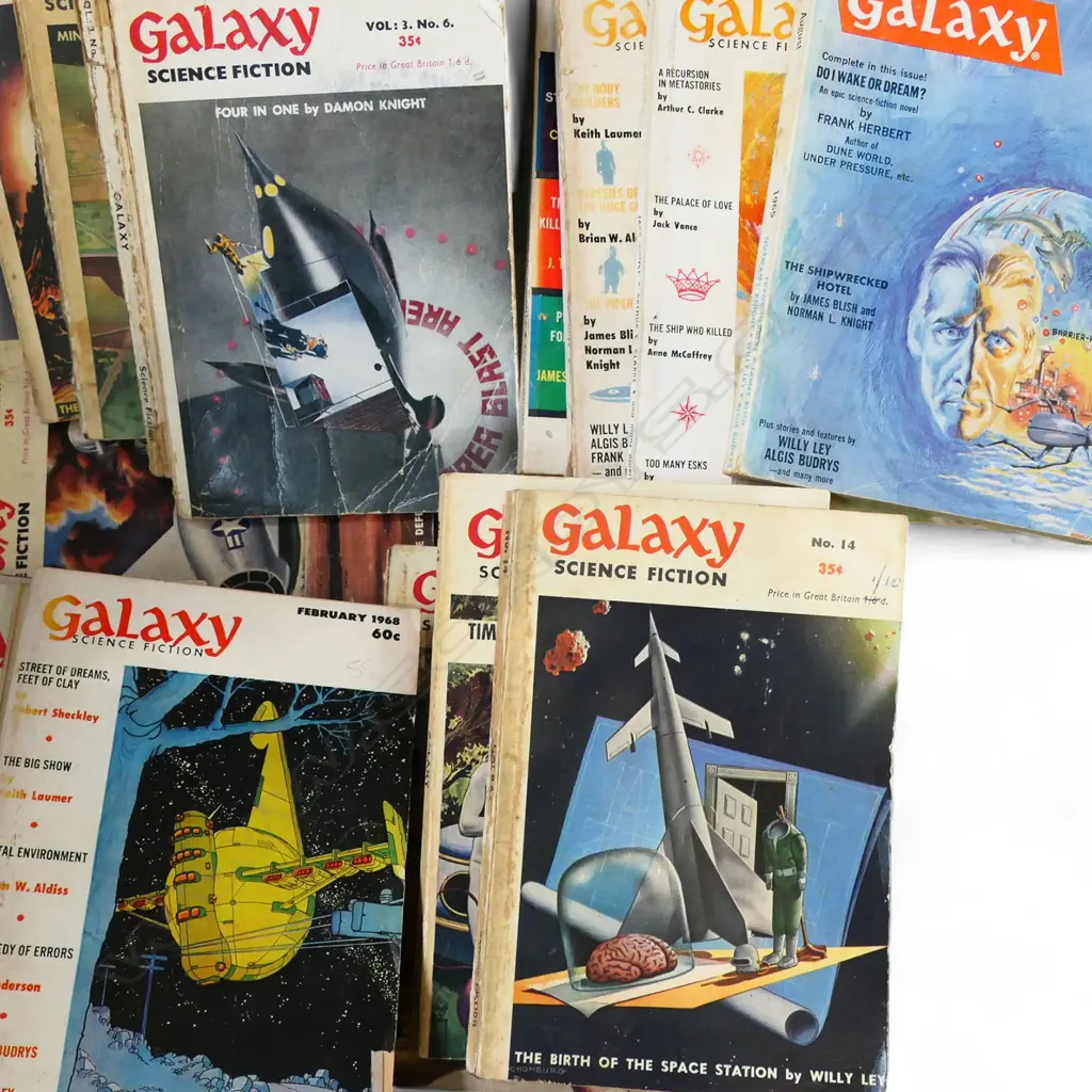 VINTAGE 'GALAXY' SCI-FI BOOKS Image 1++