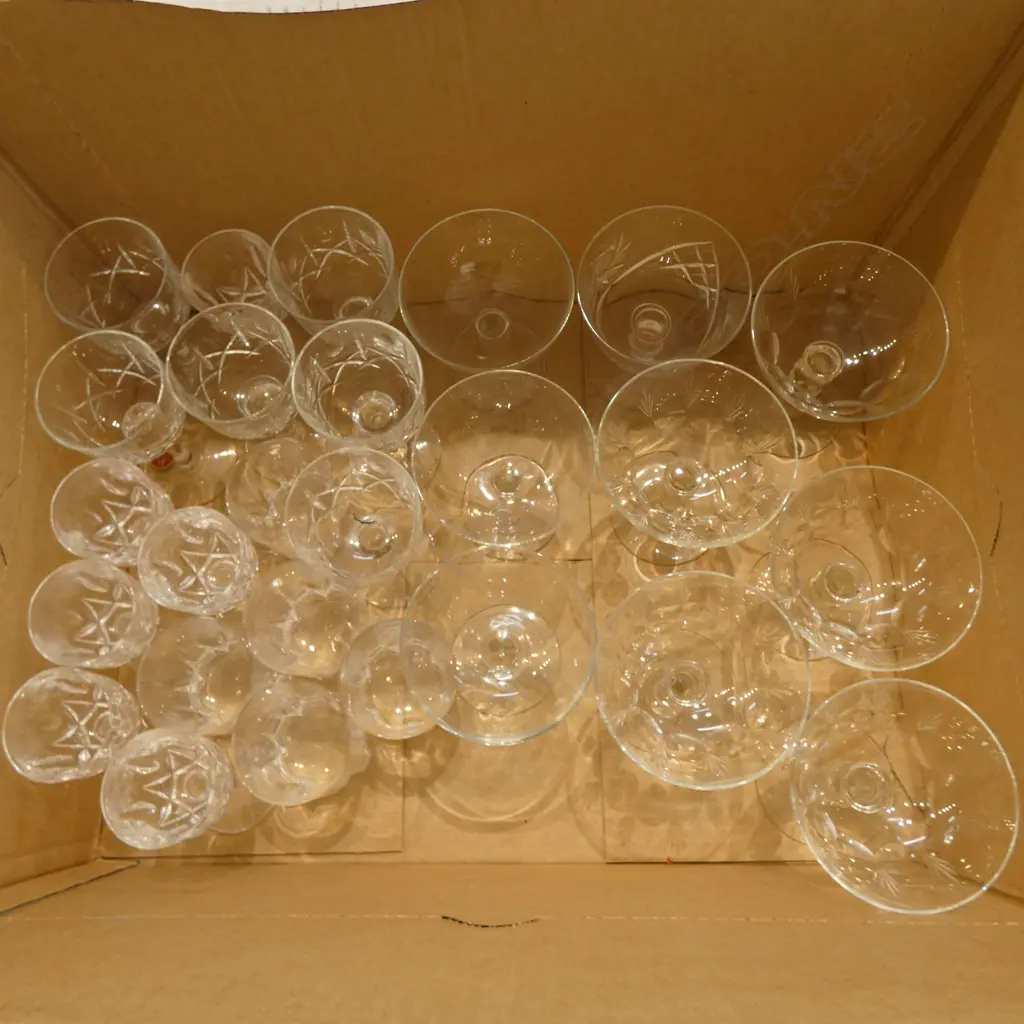 ASST. CRYSTAL & GLASSWARE Image 1++