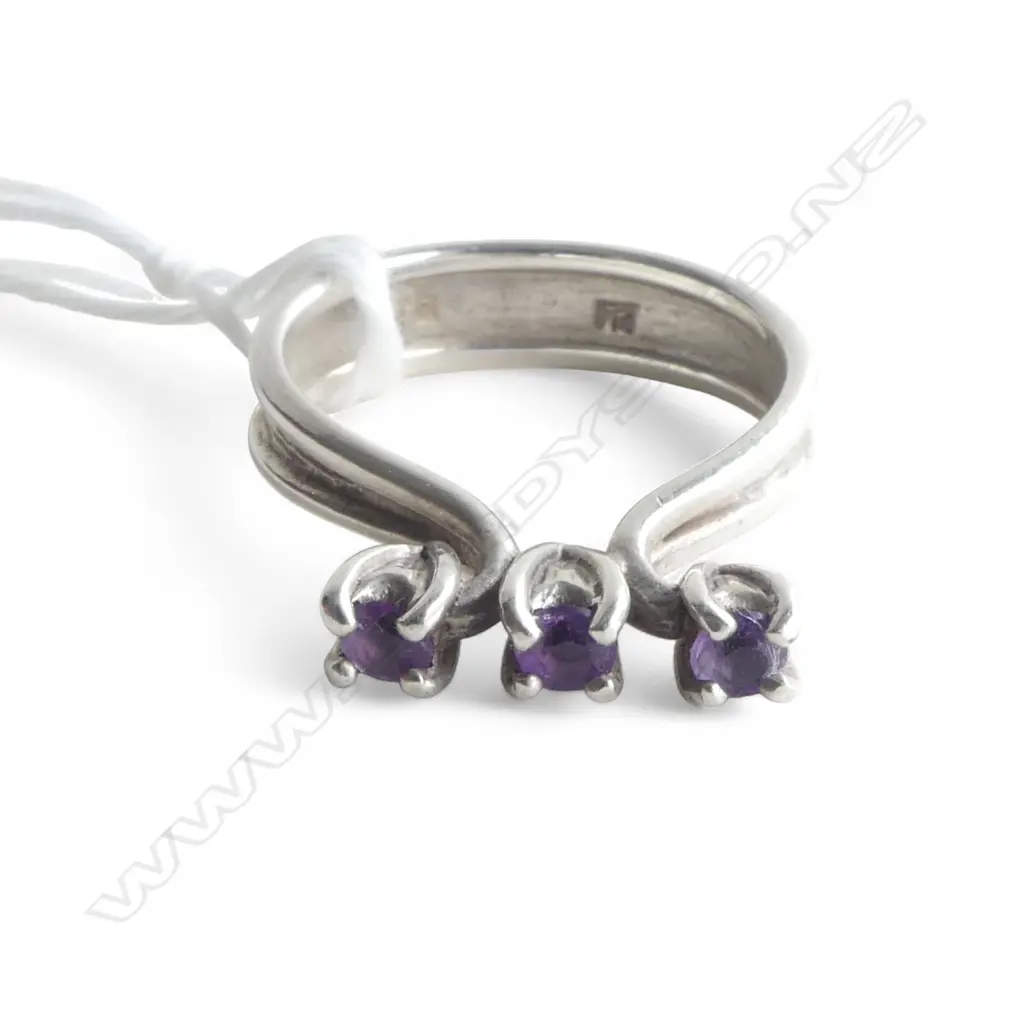 STG SILVER AMETHYST RING. EX PETER MINTURN WORKSHOP STAMPED PM 3.3gms SIZE N Image 1++