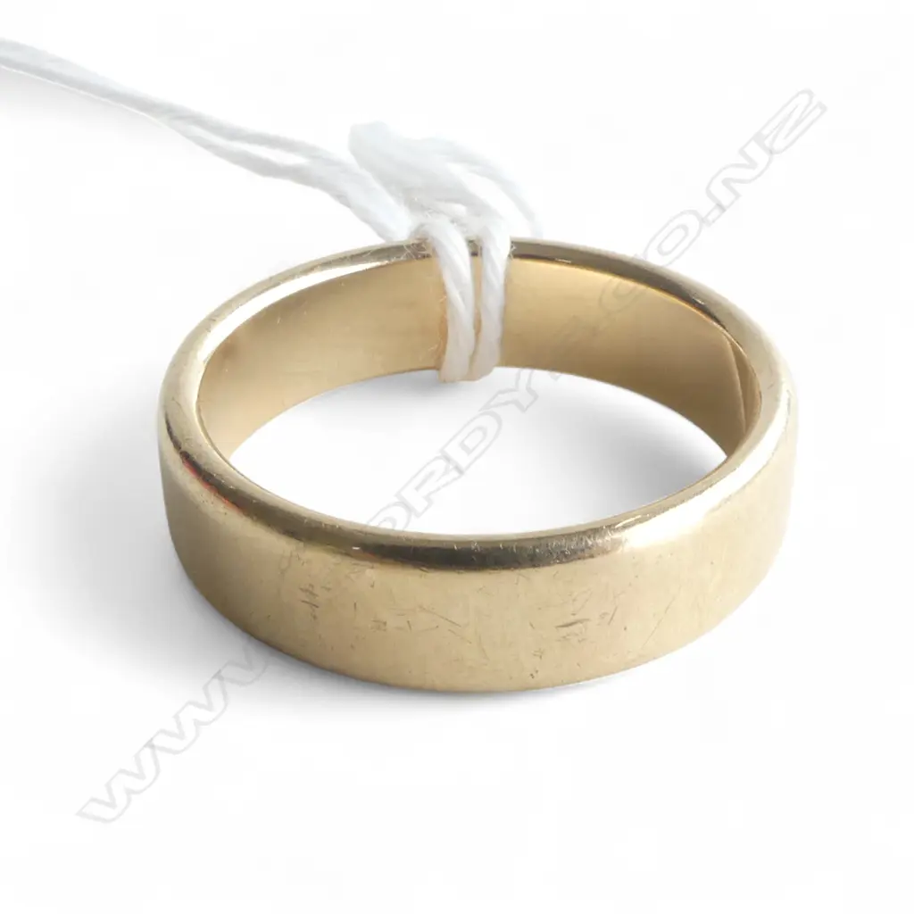 9ct GOLD WEDDER 6.95gms SIZE T Image 1++