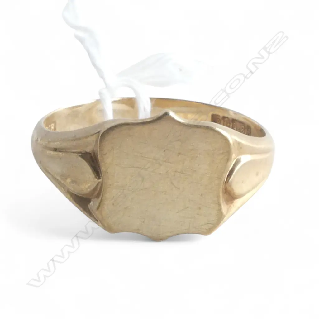 9CT SIGNET RING, 4.15gms SIZE W Image 1++