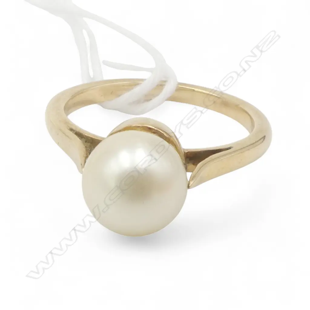 9ct GOLD & CULTURED LGE PEARL RING 2.9gms SIZE M Image 1++