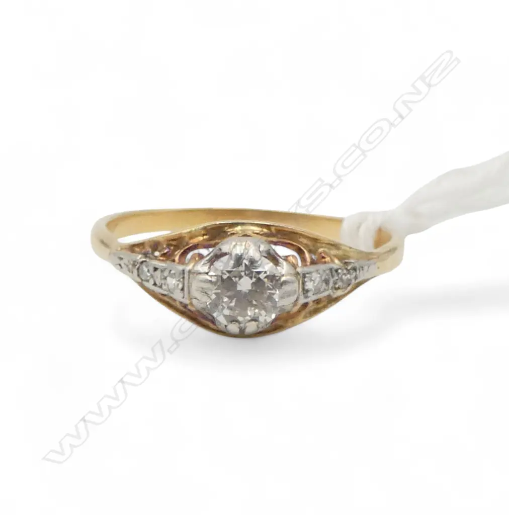 18ct Y/W Gold EARLY MODERN BRILLIANT DIAMOND  Approx size 0.60ct 2.17gm size S1/2 Image 1++