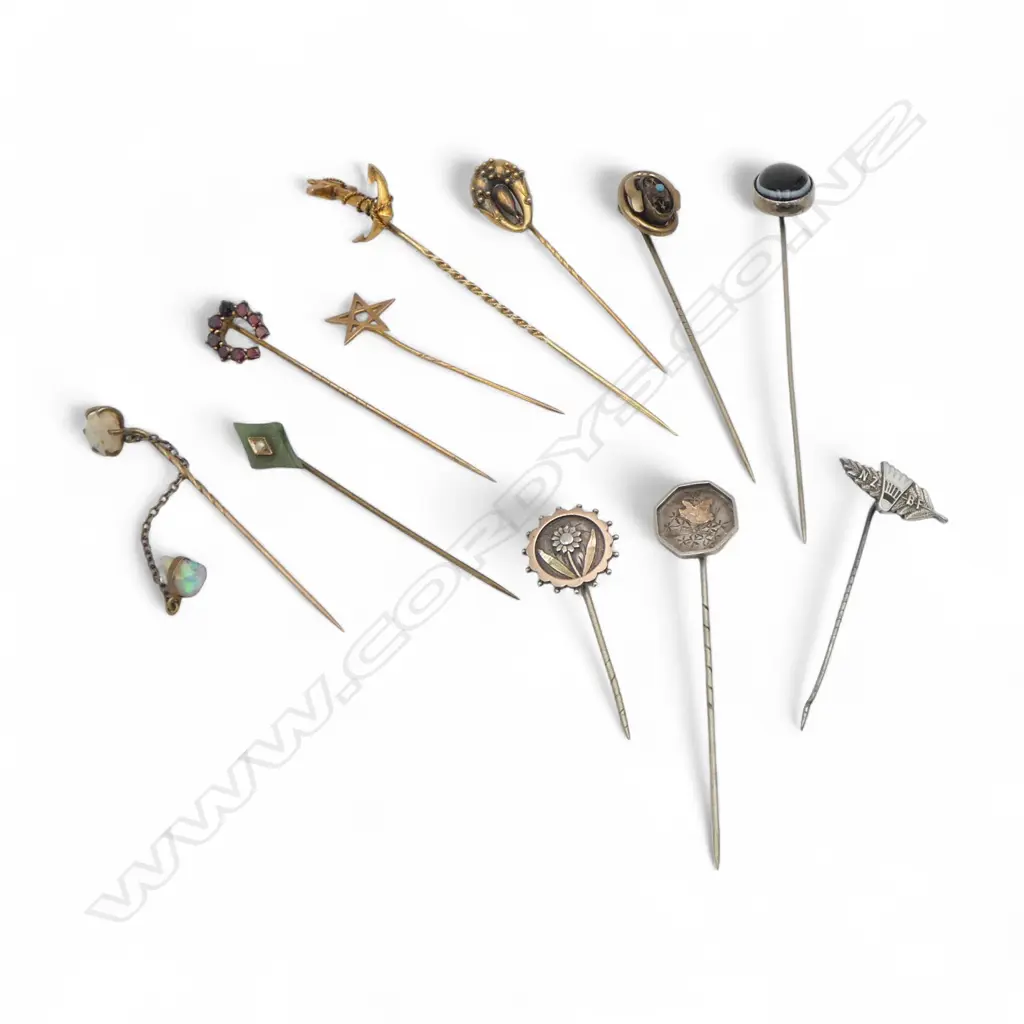 A good collection of 11 assorted 9ct gold & silver stick pins: opal + greenstone + pearls etc Image 1++