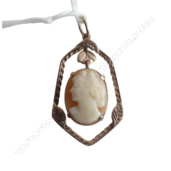 9ct ROSE GOLD & CAMEO VINTAGE PENDANT 3.5gms