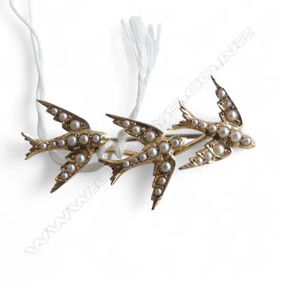 Edwardian 15ct gold seed pearl 3 bird brooch 5.4gms