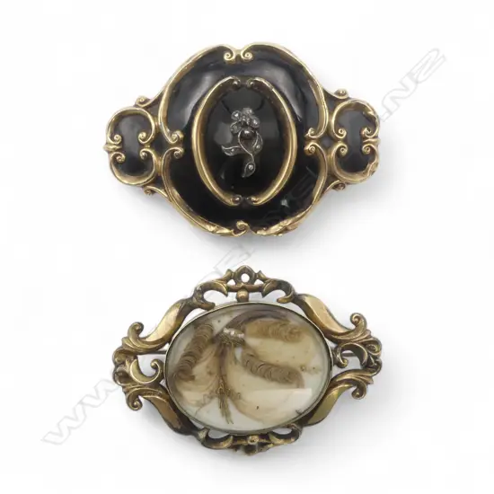 2 VICTORIAN PINCHBECK MOURNING BROOCHES. BOTH ENGRAVED 1855