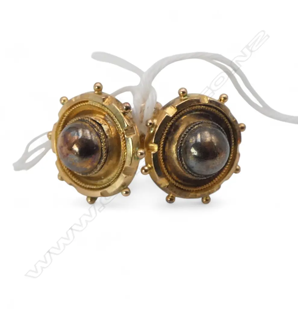 PR ANTIQUE GOLD ETRUSCAN style EARRINGS testing 14ct. 3.5gms screw fittings Image 1++