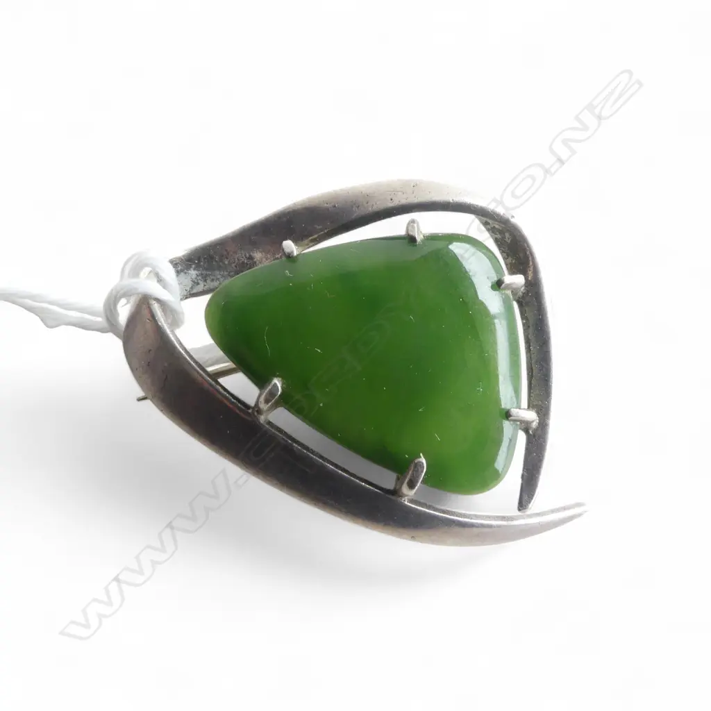 STG SILVER & GREENSTONE BROOCH, 25x35mm, EX PETER MINTURN WORKSHOP Image 1++