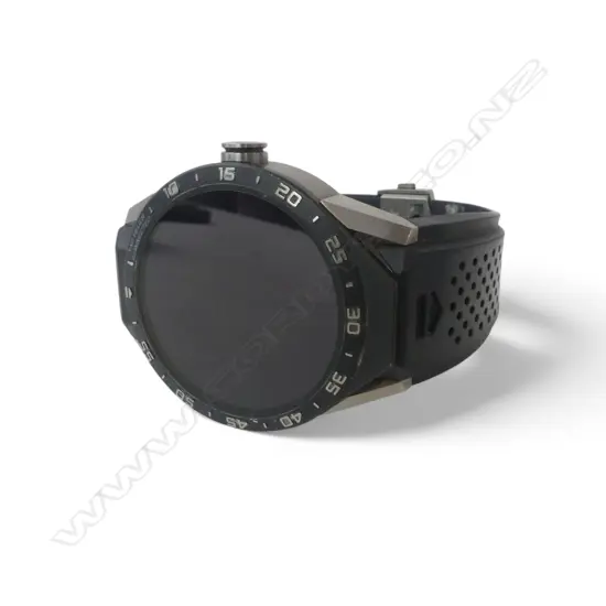 TAG HEUER CONNECTED SERIES E1 SMARTWATCH in box