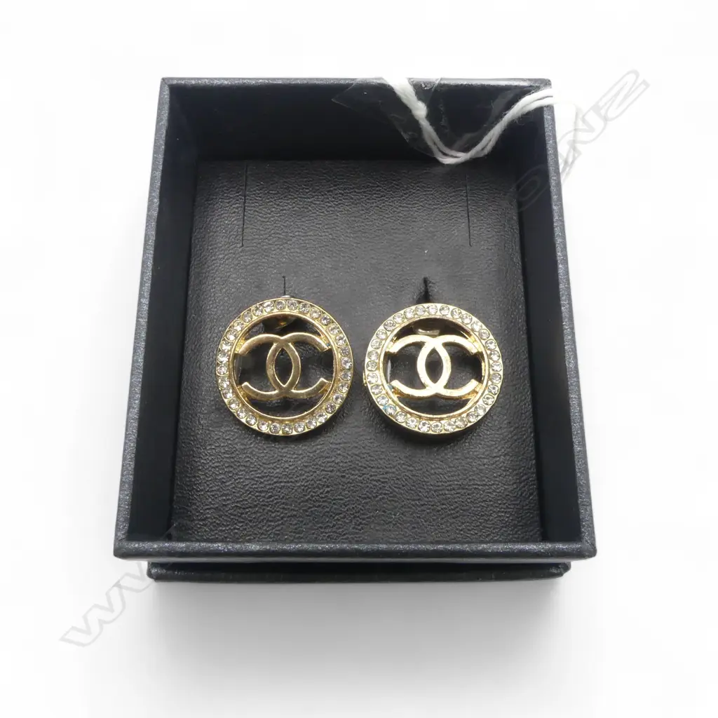 PR COSTUME EARRINGS Image 1++