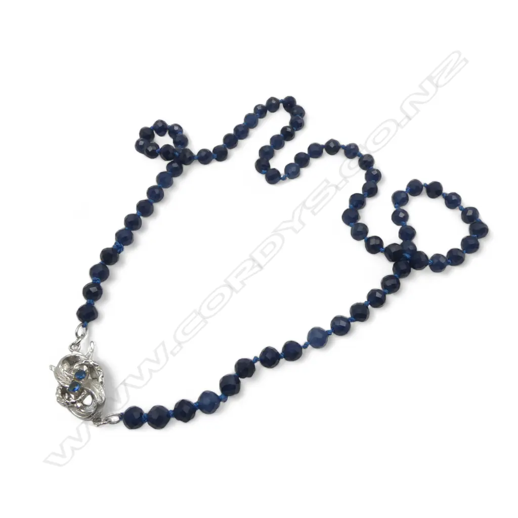  SAPPHIRE NECKLACE W. STG SILVER CLASP. L.440mm Image 1++
