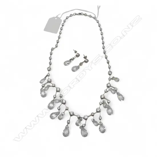 QUALITY SILVER & FACET CUT CRYSTAL NECKLACE with multiple drops  & EARRING SET 