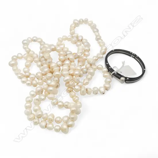 VERY LONG STRAND OF LARGE FRESH WATER PEARLS minor faults L.2000mm + GENTS designer bangle stainless steel & acrylic