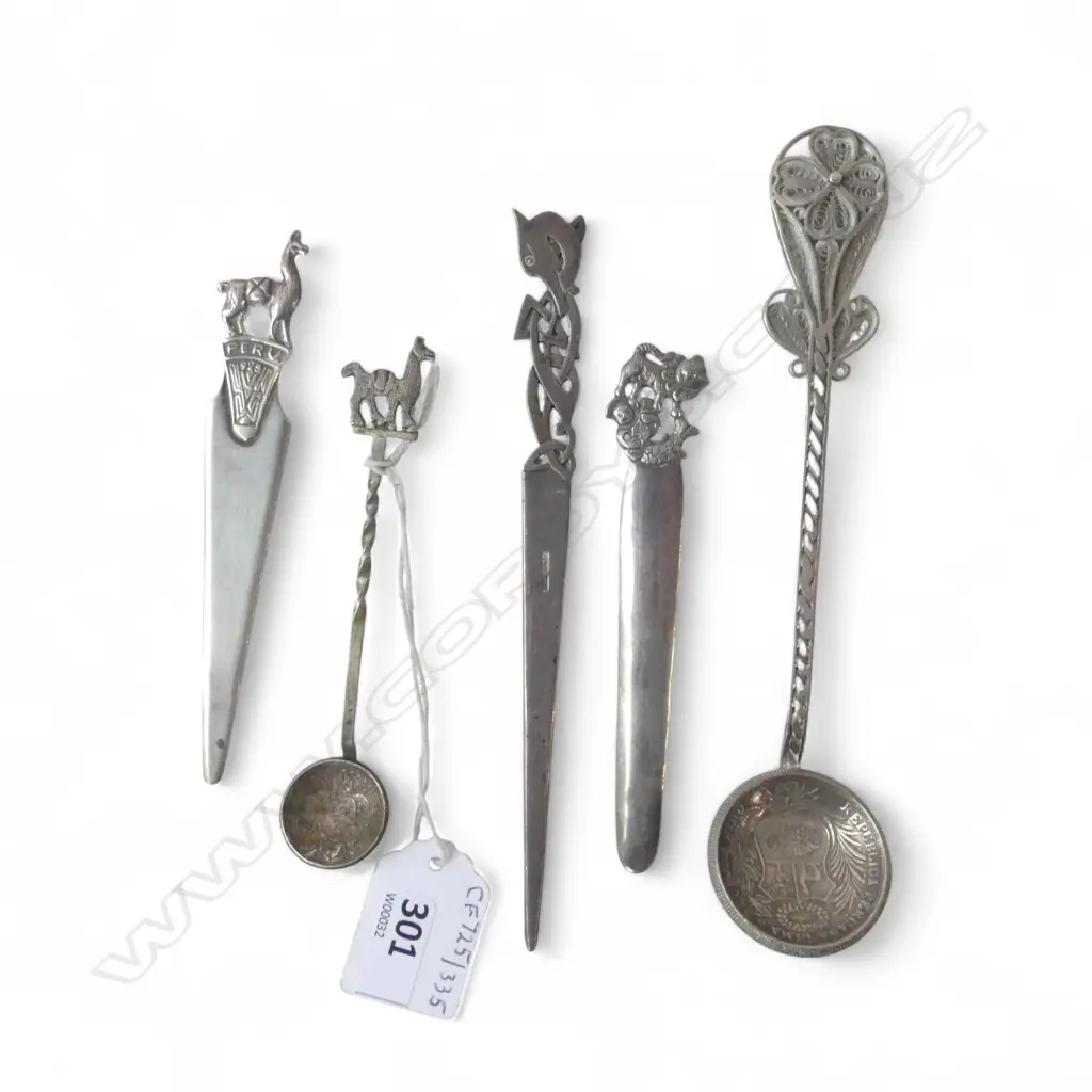 3 S/SILVER PAPERKNIVES & 2 SILVER COIN SPOONS 84GRMS  Image 1++