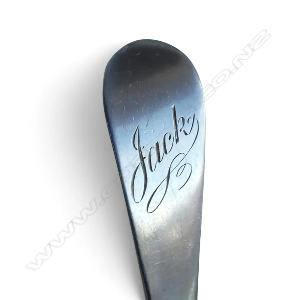 BOXED TEASPOON SET ONE MISSING TOTAL WEIGHT: 106gms  + STG SILVER SPOON 26gms. Total 132gms Image 1++