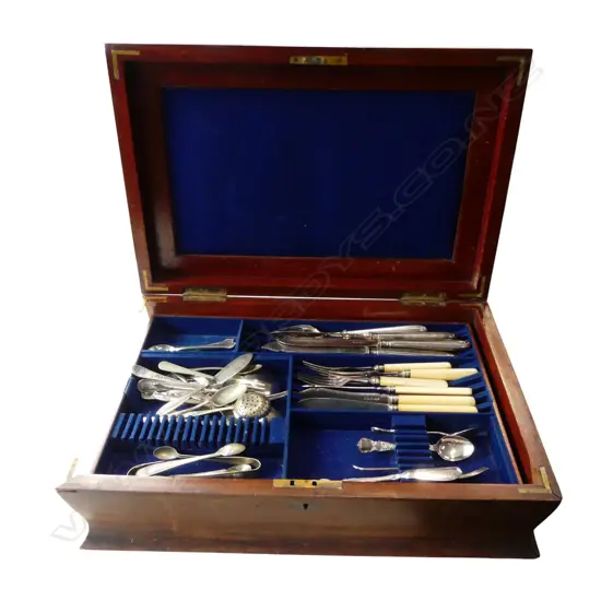 ASST. CUTLERY IN CANTEEN AF W.445mm