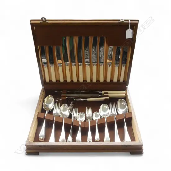 CANTEEN OF ARTHUR PRICE & ASHBERRY CUTLERY