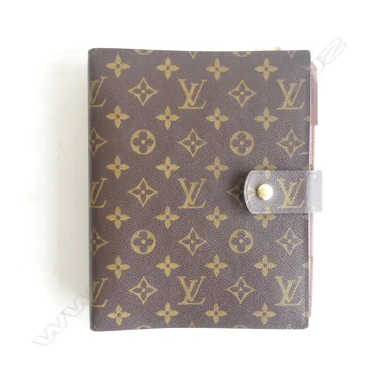 2009 LOUIS VUITTON DIARY FOLDER with receipt of purchase in Auckland NZ