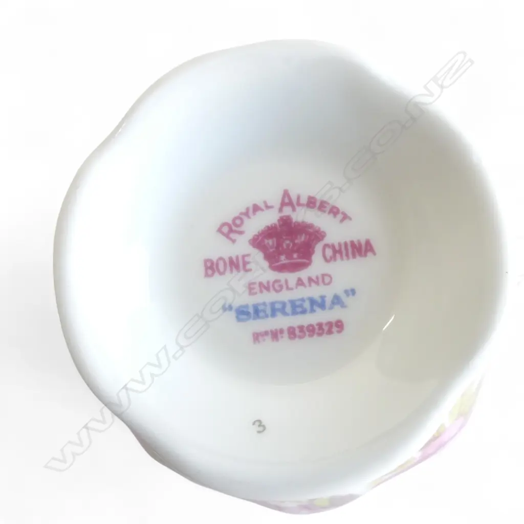 ROYAL ALBERT 'SERENA' 2 PLACE TEA SERVICE  Image 1++