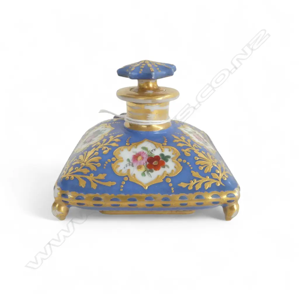FRENCH 19thC J 'DARTE PALAIS ROYAL' pillow form PORCELAIN SCENT BOTTLE. Painted & gilded Image 1++