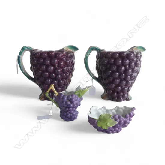 A PAIR OF ART DECO BURLEIGH WARE 'GRAPE' JUGS 170mm (H) PLUS TWO ROYAL BAYREUTH GRAPE VESSELS, BOWL AND JUG (70mm) H