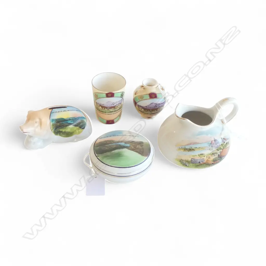 5 PCES. N.Z. SOUVENIR CHINA; 2 OF THE NEW NORTH MT EGMONT MOUNTAIN HOUSE, 2 OF GREEN BLUE ROTORUA LAKES + OHINEMUTU JUG Image 1++